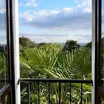 Palmarea House Apartment *